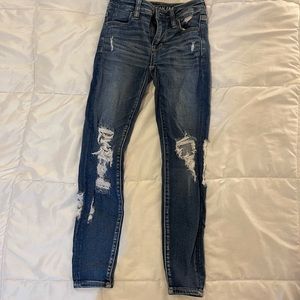 American Eagle Ripped Jeans Size 0 Short